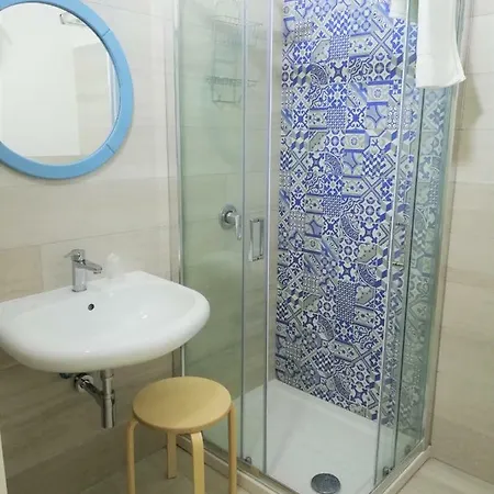 Bed and breakfast Albachiara 3*