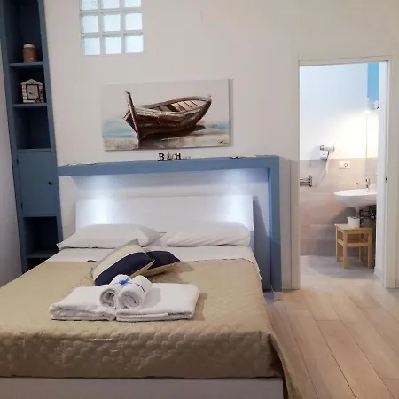 Albachiara Oda ve Kahvaltı 3*